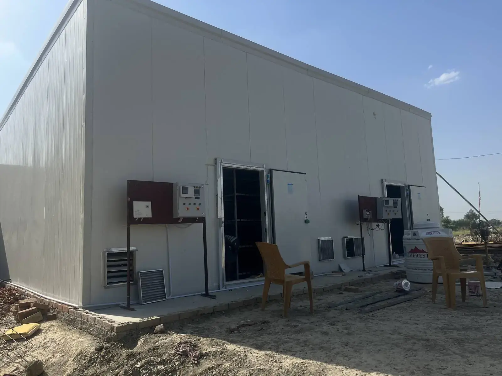 PUF-insulated growing block, handed over
